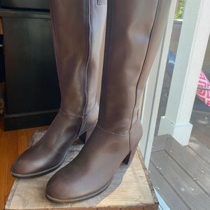 Lands End Canvas Boots